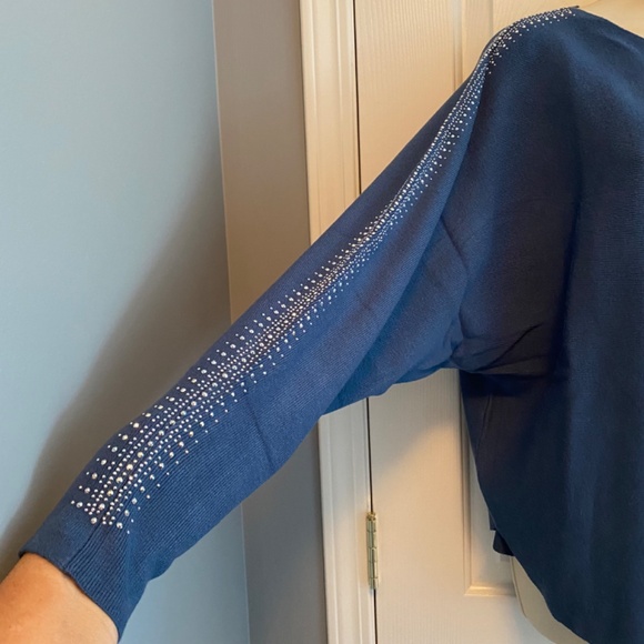 BUY 2 & GET 1 FREE - LIV Sweater with Crystal Accented Sleeves Sz XL - NWOT - Picture 2 of 6